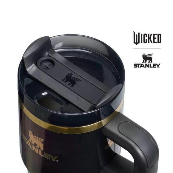 Stanley Wicked 30oz Elphaba Wicked For Good - Picture 9 of 10